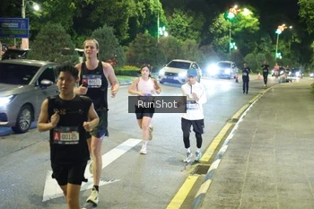Runner Photo 4236398
