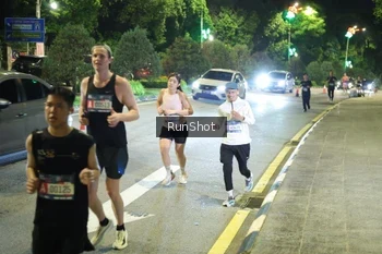 Runner Photo 4236399