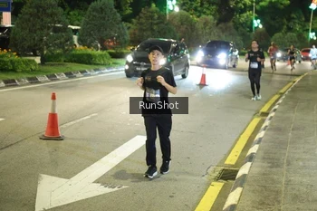 Runner Photo 4236406