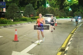 Runner Photo 4236429