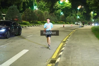 Runner Photo 4236438