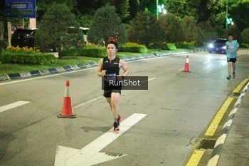 Runner Photo 4236439