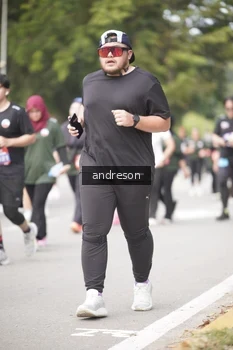 Runner Photo 4236440