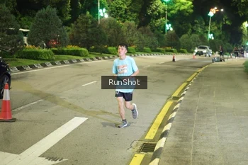 Runner Photo 4236441
