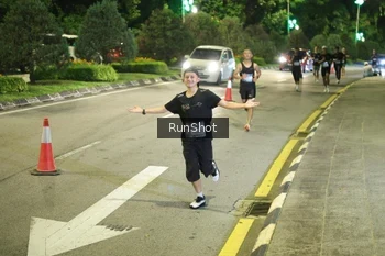Runner Photo 4236472