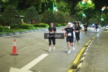 Runner Photo 4236479