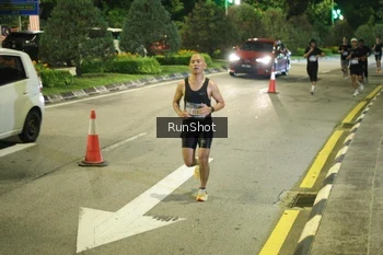 Runner Photo 4236482