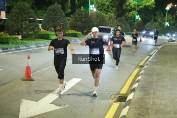 Runner Photo 4236487