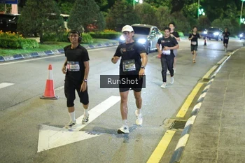 Runner Photo 4236489