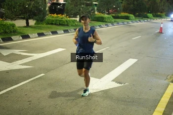 Runner Photo 4236621
