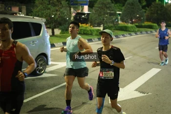 Runner Photo 4236623
