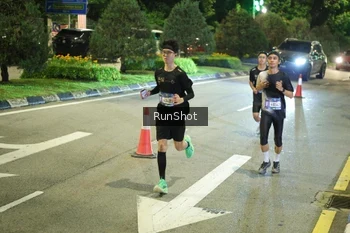 Runner Photo 4236628