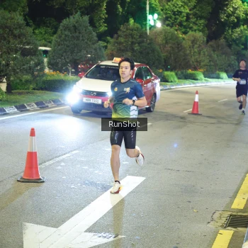 Runner Photo 4236664