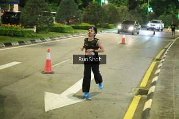 Runner Photo 4236713