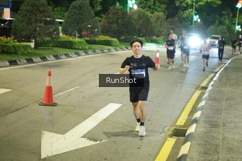 Runner Photo 4236717