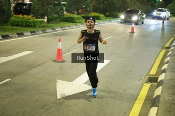 Runner Photo 4236719