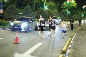Runner Photo 4236731