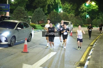 Runner Photo 4236732