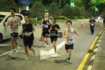 Runner Photo 4236745