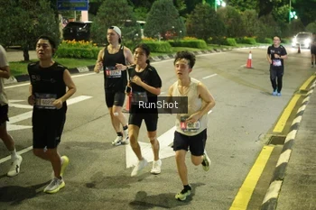 Runner Photo 4236749