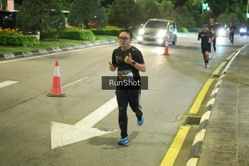 Runner Photo 4236751