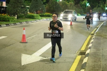 Runner Photo 4236756
