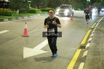 Runner Photo 4236758