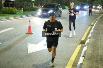 Runner Photo 4236759