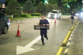 Runner Photo 4236770