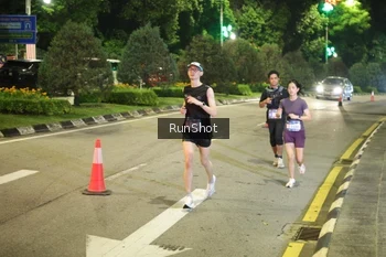 Runner Photo 4236790