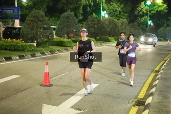 Runner Photo 4236796