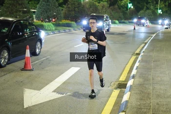Runner Photo 4236798