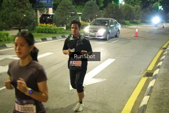 Runner Photo 4236802