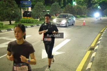 Runner Photo 4236811