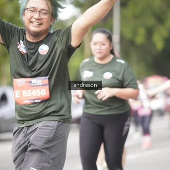 Runner Photo 4236875