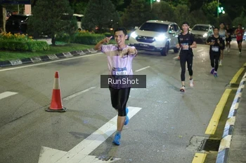 Runner Photo 4236946