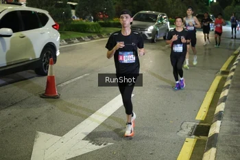 Runner Photo 4236948