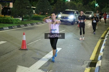 Runner Photo 4236950