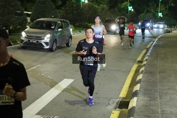Runner Photo 4236953