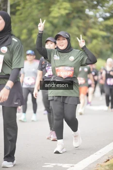 Runner Photo 4237043