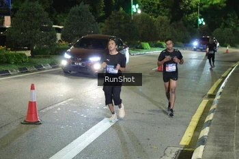 Runner Photo 4237061
