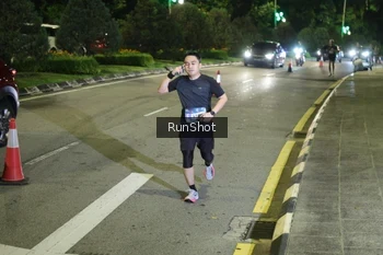 Runner Photo 4237086