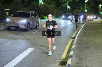 Runner Photo 4237092