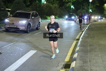 Runner Photo 4237096