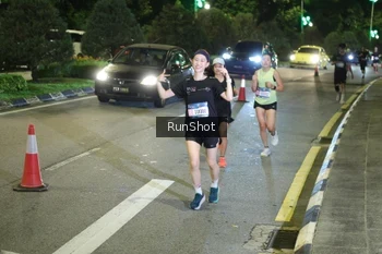 Runner Photo 4237103
