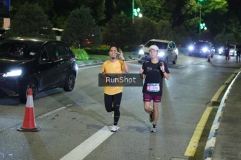 Runner Photo 4237146