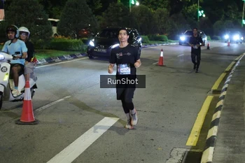 Runner Photo 4237155
