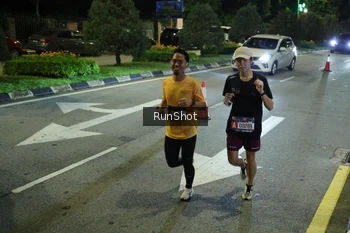 Runner Photo 4237160