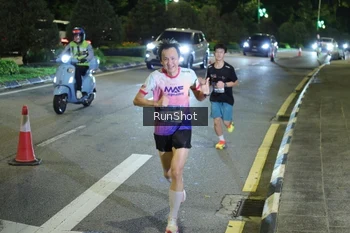 Runner Photo 4237206