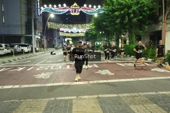Runner Photo 4237257